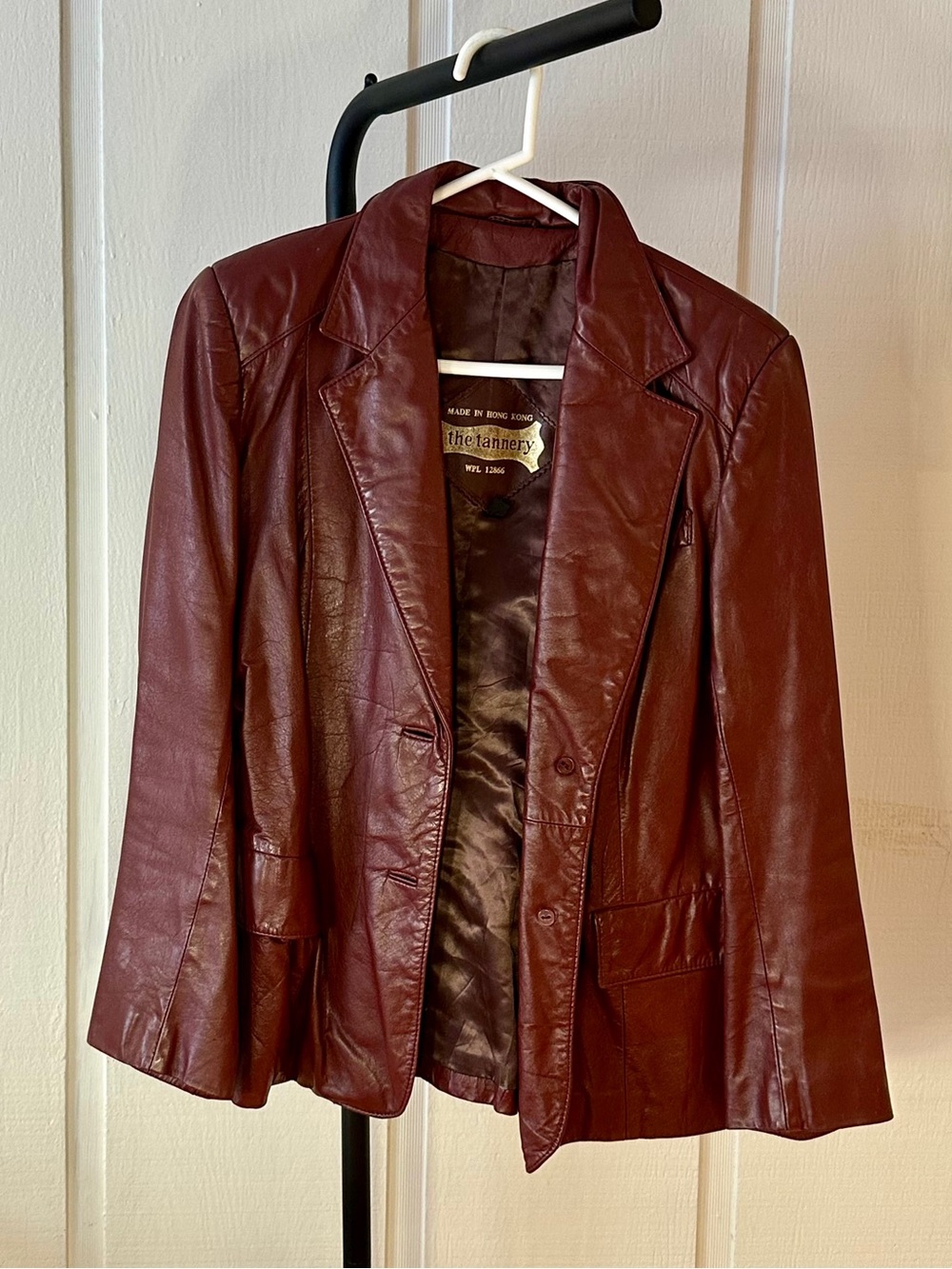 The Tannery Vintage Leather Blazer — Maroon Oversized 80s 90s